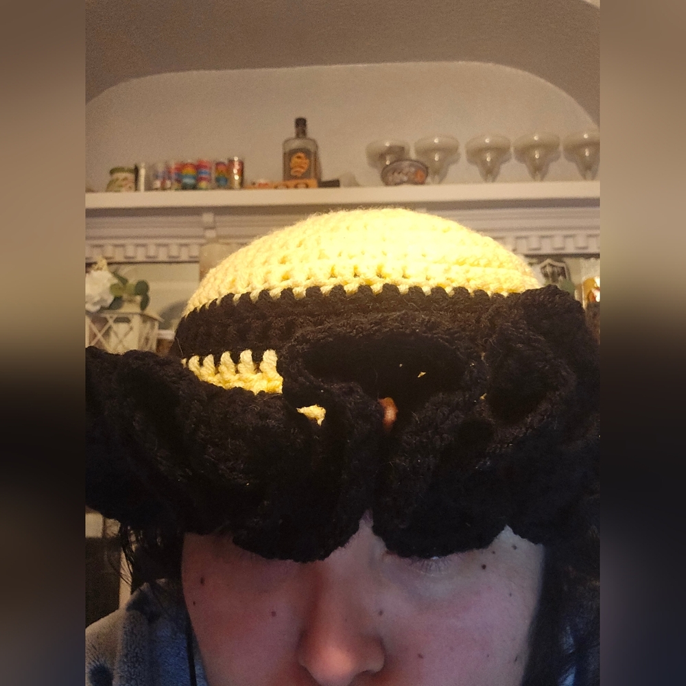 Chic Crochet Hat in Black and Yellow